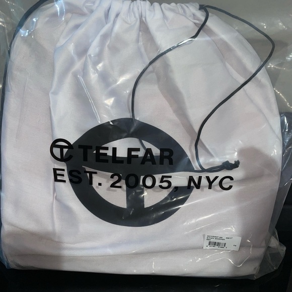 Moose Knuckle X Telfar Puffer Bag - Picture 9 of 10